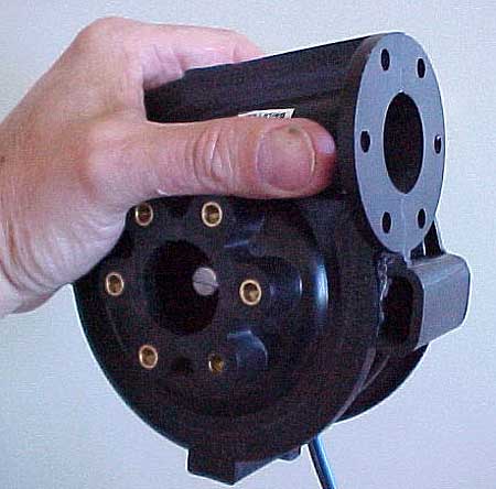 Water Pump less flanges.jpg (34197 bytes)
